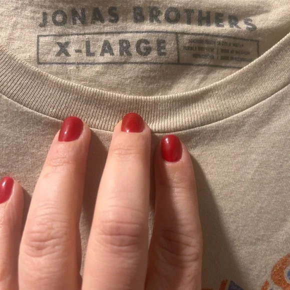 Jonas Brothers Official “The Tour” Tee - Picture 4 of 4